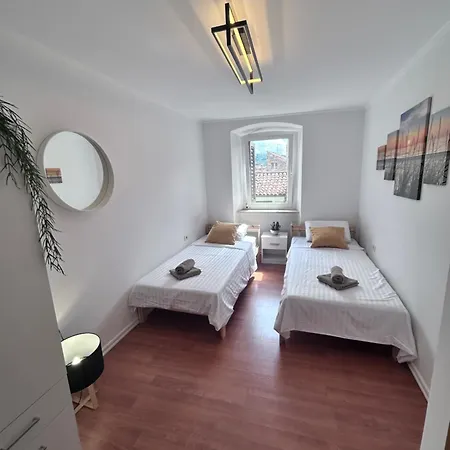 Апартаменты Lighthouse Изола