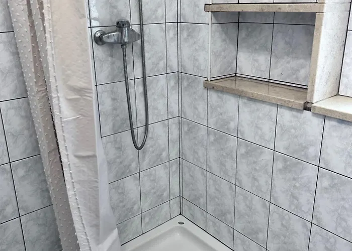 Daire Lighthouse Izola